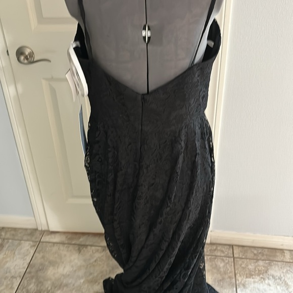 NWT Cynthia Rowley Long Spaghetti strap Lace Dress. Black. Size 12 - Picture 6 of 8